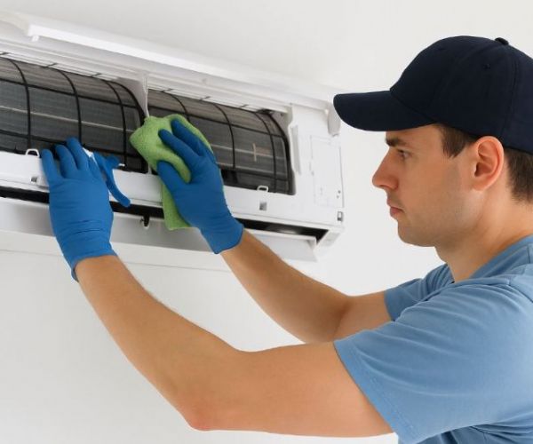 冷氣濾網太久沒洗？清潔方法與節電秘訣全解析